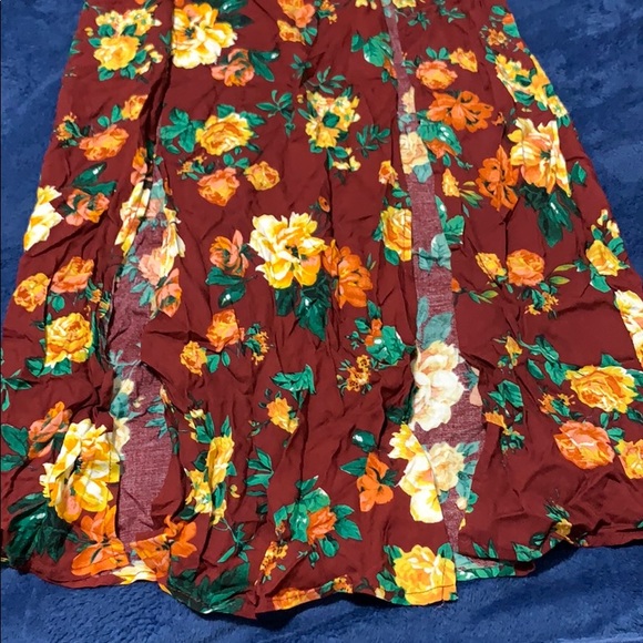 Burgundy Floral Off-the-shoulder Maxi Dress - Picture 2 of 3